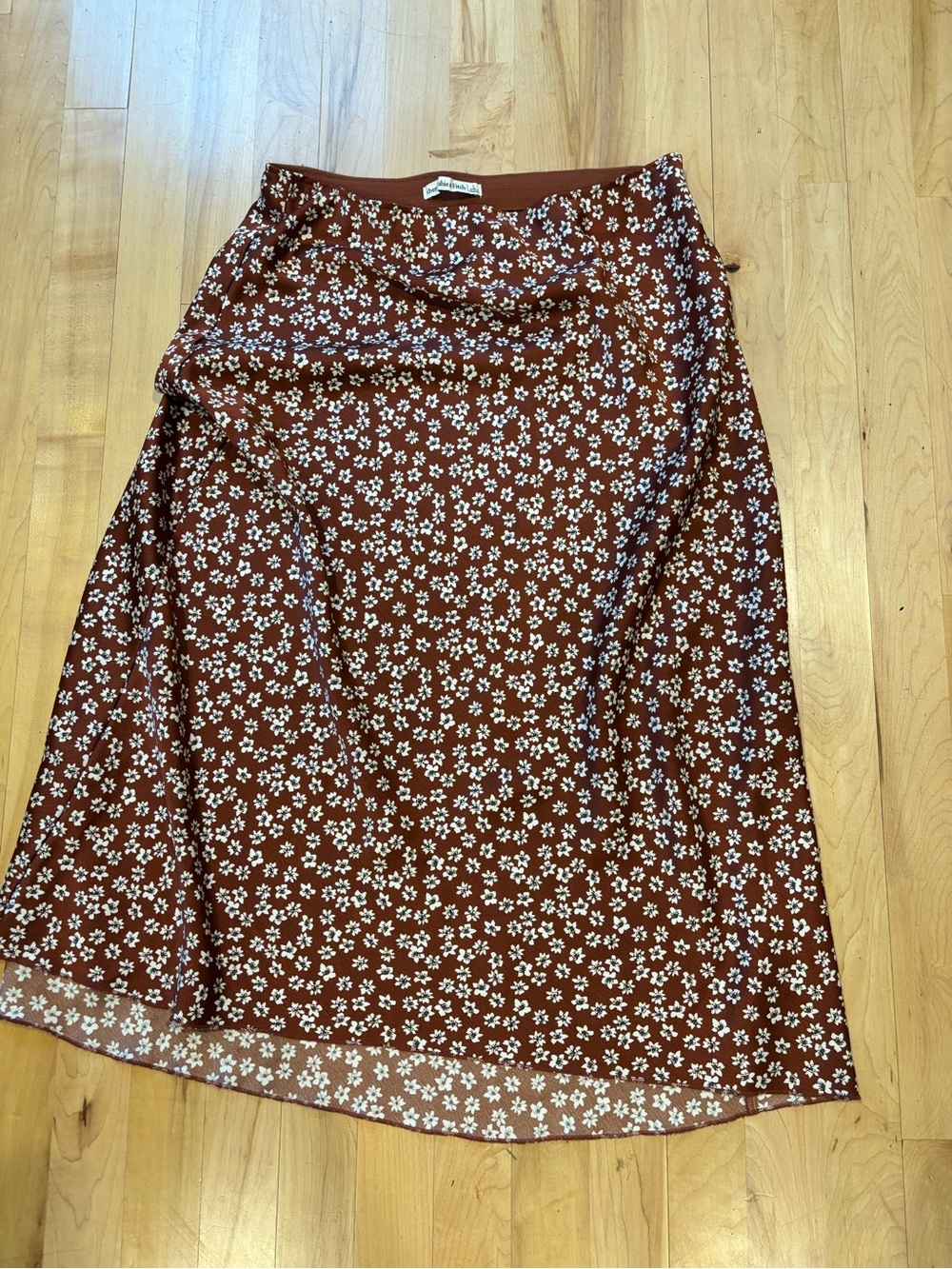 Abercrombie & Fitch Women’s Large Floral Midi Skirt